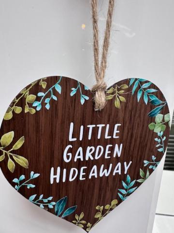 Bed and Breakfast The Little Garden Hideaway With Stunning Sea Views And Garden Голігед Екстер'єр фото